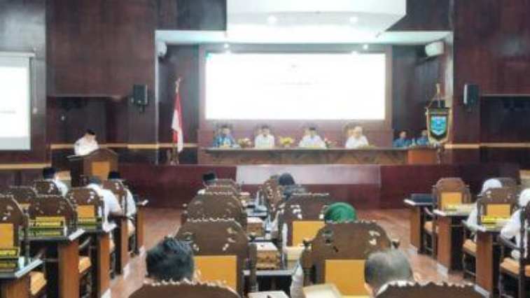 DPRD Probolinggo Sampaikan Pandangan Umum atas Pertanggungjawaban APBD 2025