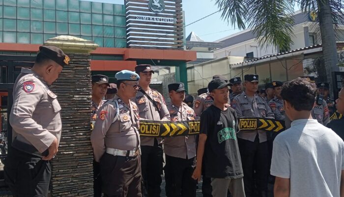 PT Wira Usaha Sumekar Digeruduk Mahasiswa