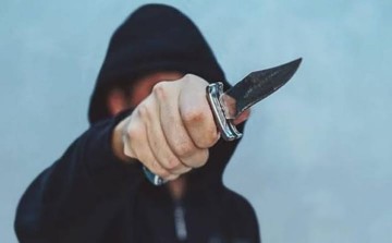 Pisau Disita Saksi Diperiksa, Polisi Masih Tunggu Apa Lagi?