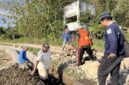 FOTO: Tim Konsultan Manajemen Balai (KMB) saat memastikan kualitas Program Percepatan Peningkatan Tata Guna Air Irigasi (P3-TGAI). @by_News9.id