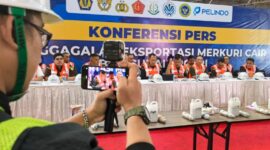 FOTO: Bea Cukai Tanjung Perak, dan Kepolisian Republik Indonesia (Polri) dalam konferensi pers. @by_News9.id