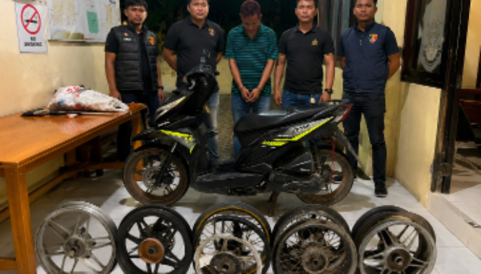 Pria di Gayam Diciduk Polsek Sapudi: 11 Barang Bukti Disita