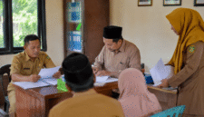 FOTO: (ilustrasi) Perangkat desa berinisial NHD yang diketahui menjabat sebagai Kepala SDI di Kecamatan Talango. @by_News9.id