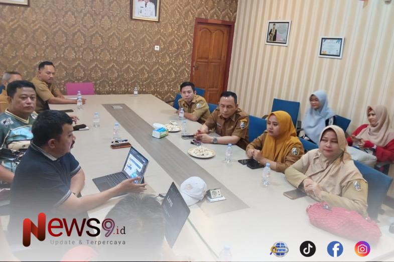 FOTO: Diskominfo Kabupaten Sumenep, saat menerima kunjungan kerja jajaran Diskominfo Kabupaten Sampang. @by_News9.id
