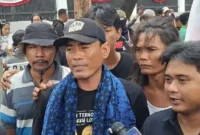 FOTO: Koordinator Aliansi Masyarakat Pati Bersatu (AMPB), Supriono alias Botok, @by_News9.id