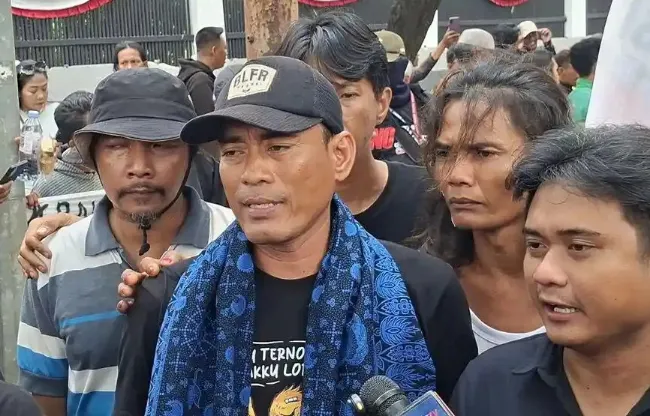 FOTO: Koordinator Aliansi Masyarakat Pati Bersatu (AMPB), Supriono alias Botok, @by_News9.id
