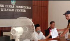 Diduga Harga Seragam SMAN/SMKN di Lumajang Ada Penggelembungan KJJT Protes Surati Kacabdin