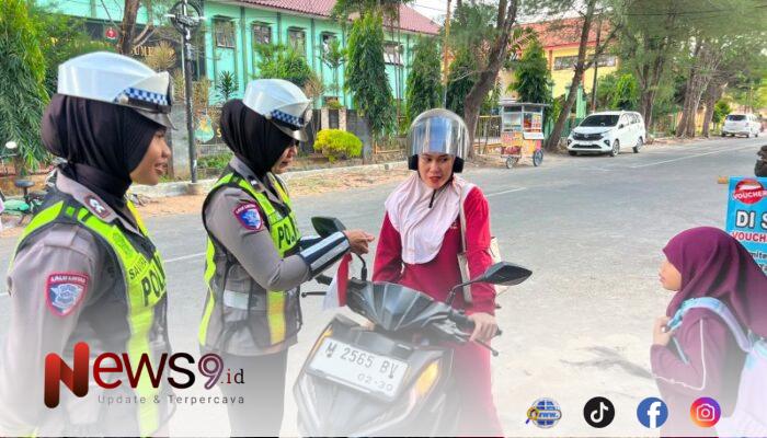 Mahameru Lantas Warnai HUT ke-81 RI, Satlantas Polresta Sumenep Tebar Edukasi dan Bagikan Bendera Merah Putih