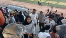 FOTO: Bupati Indah didampingi Wabup yuda bersama Pengurus PSSI Kab. Lumajang. @by_News9.id
