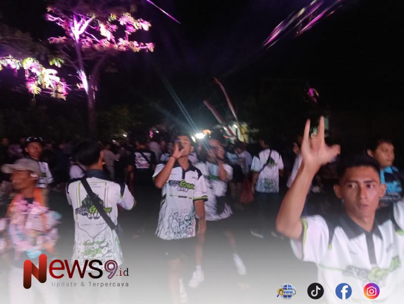 FOTO: Suasana karnaval sound horeg mewarnai Desa Parijatah Kulon, @by_News9.id