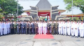 FOTO: Pemerintah Kabupaten Madiun menggelar Upacara Peringatan Hari Ulang Tahun (HUT) ke-81 Kemerdekaan RI. @by_News9.id