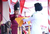 FOTO: Bupati Sumenep Dr. H. Achmad Fauzi Wongsojudo, bertindak sebagai Inspektur Upacara. @by_News9.id