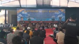 Kapolres Sampang AKBP Anang Hardiyanto dalam forum Coffee Morning. @by_News9.id 