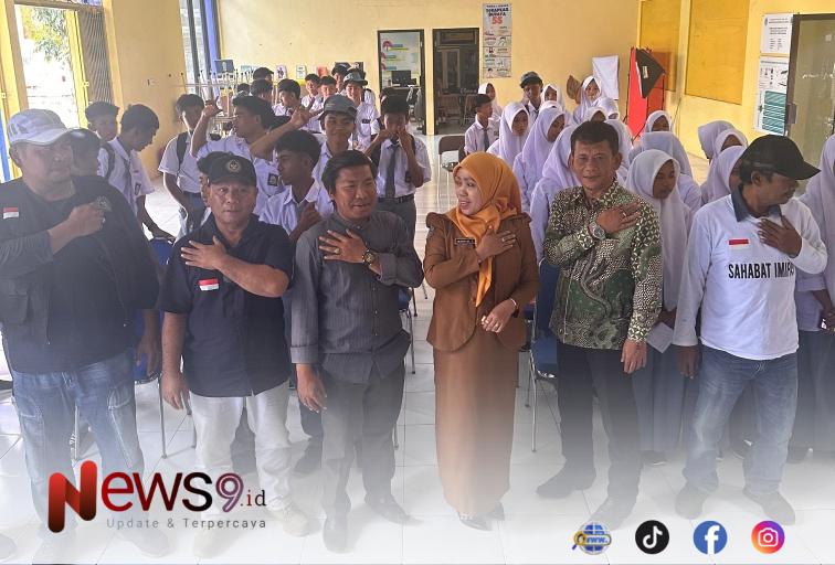 FOTO: Sosialisasi di SMA Negeri 4 Sampang dan SMKN 1 Omben, menyasar ratusan pelajar. @by_News9.id