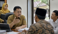 Dugaan Rangkap Jabatan di Desa Kombang, Begini Respons Tegas Kepala DPMD Sumenep