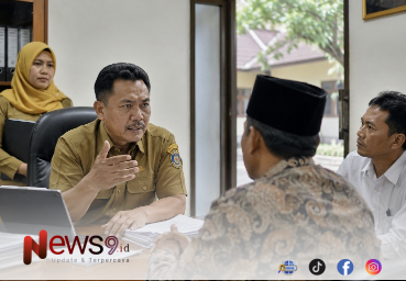 FOTO: (ilustrasi) Perangkat desa berinisial NHD, yang sekaligus menjadi Kepala SDI di Desa Kombang, Talango, @by_News9.id