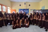FOTO: SMK Al-Karimiyyah Sumenep dalam seminar. @by_News9.id