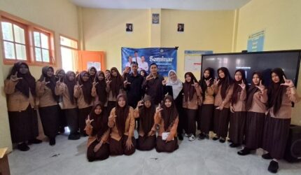 SMK Al-Karimiyyah Sumenep Dorong Pelajar Gen-Z Cakap Digital dan Berani Berkarya