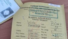 FOTO: Bukti pinjaman menggunakan identitas milik orang lain. @by_News9.id