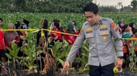 FOTO: Petugas telah mengamankan pasang garis police lokasi dan melakukan pemeriksaan awal di TKP. @by_News9.id