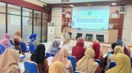 FOTO: Sosialisasi skrining bayi baru lahir kepada ibu hamil dan kader kesehatan. @by_News9.id