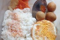 FOTO: Menu makanan yang dibagikan kepada siswa. @by_News9.id