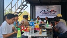 FOTO: Anggota PWRI Sumenep mengikuti agenda Cator Jurnalistik. @by_News9.d