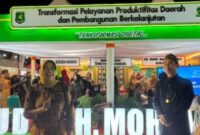 FOTO: dr. Erliyati, M.Kes., (kiri), Direktur RSUD dr. H. Moh. Anwar Sumenep. @by_News9.id