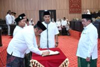 FOTO: Penandatanganan dalam Rapat Paripurna DPRD Sumenep. @by_News9.id