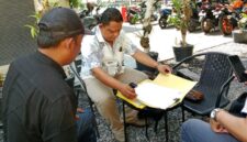 FOTO: Ketua IWB Abi Arbain (tengah), bersama tim. @by_News9.id