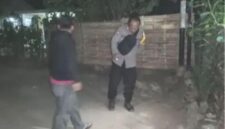 Foto : Jajaran Polsek Sumberasih saat melakuka olah Tempat Kejadian Perkara/TKP. @by_News9.id