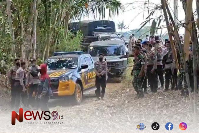 FOTO: Penertiban patok akses jln milik PT Kalijeruk randuagong. @by_News9.id