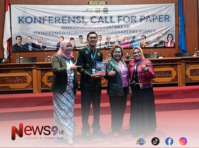 FOTO: Dr. Zein, dan para penulis lainnya pada peluncuran buku Strategi Menyusun Gugatan di Era Digital. @by_News9.id