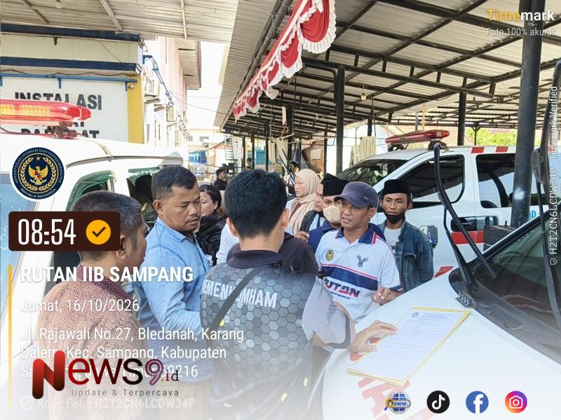 FOTO: Proses serah terima kepada pihak keluarga WBP an. Alm Mat jari. @by_News9.id