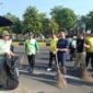FOTO: Bupati dan Wakil Bupati Madiun saat menggelar aksi nyata kerja bakti membersihkan sampah. @by_News9.id