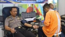 FOTO: Kasubsi Si Humas Polres Lumajang Ipda Suprapto saat Donor Darah. @by_News9.id