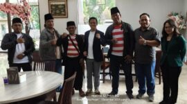 FOTO: Penasihat Hukum Sayyidah, Sulaisi Abdurrazaq, (tengah). @by_News9.id