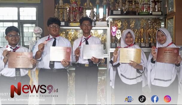 FOTO: Lima siswa SMP Integral Luqman Al Hakim Sumenep yang berhasil meraih medali dalam ajang HKIMO. @by_News9.id
