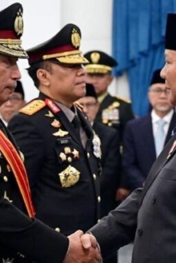 Reshuffle Besar Prabowo: 18 Pejabat Bergeser, Kapolri hingga Menko Berganti